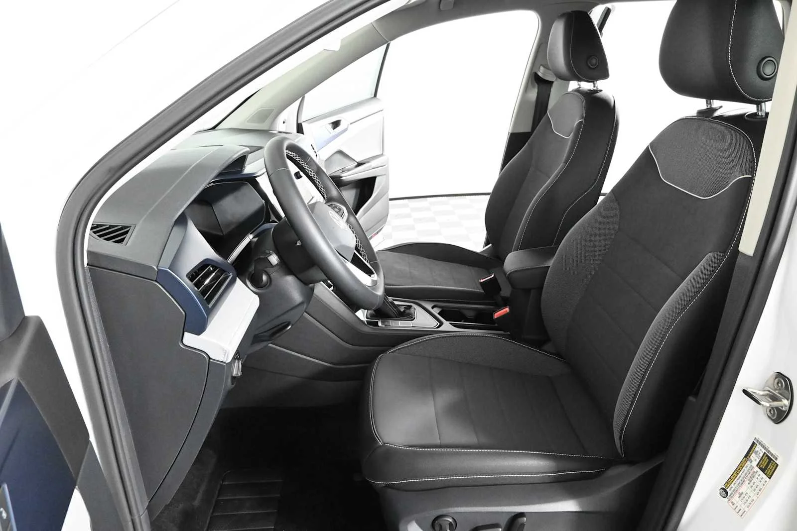 Certified Used 2024 Pure White Volkswagen SE image 17