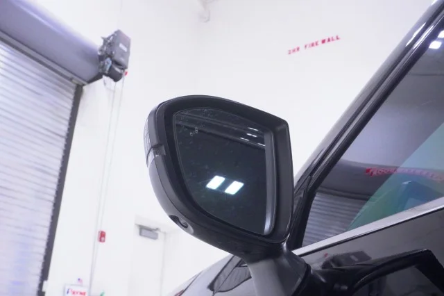 Used 2022 BLACK Nissan Platinum image 13