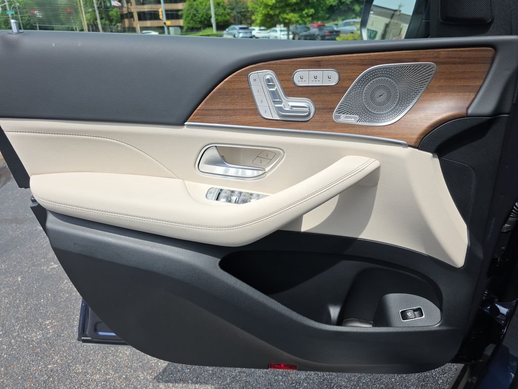 New 2026 Blue Mercedes-Benz GLE 350 image 19