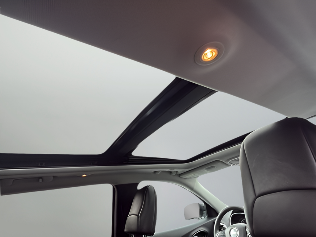 Used 2022 White Jeep Limited image 22