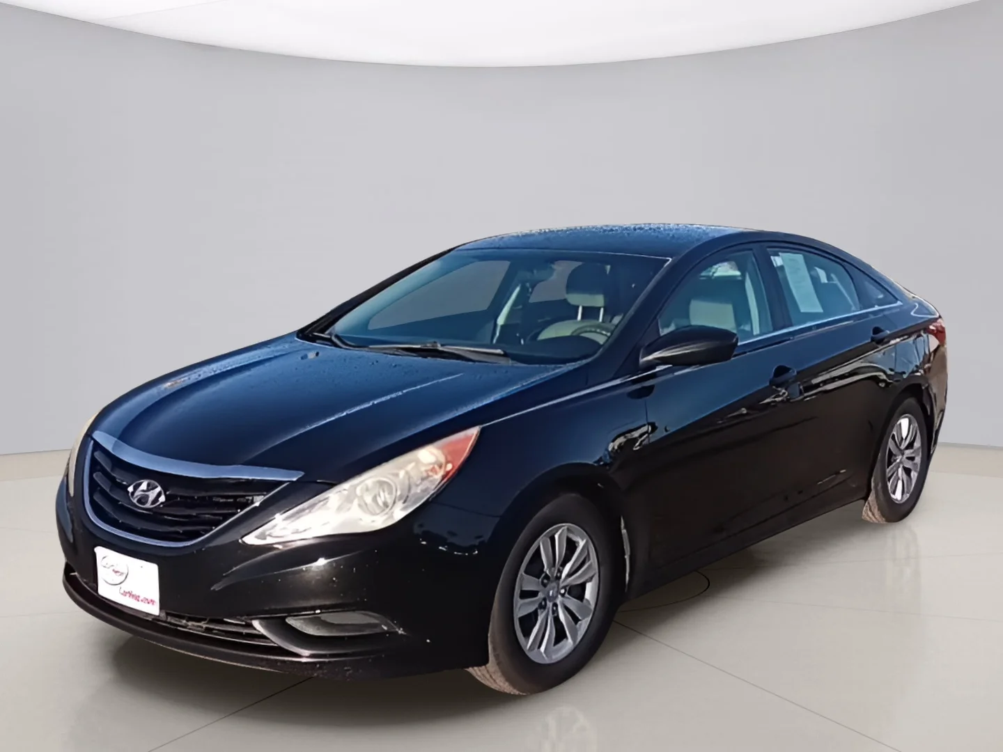 Used 2011 Black Hyundai GLS image 1