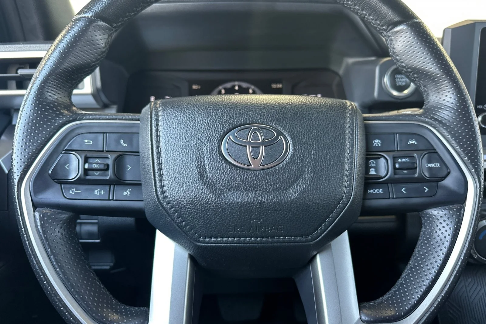 Certified Used 2025 Ice Cap Toyota SR5 image 23