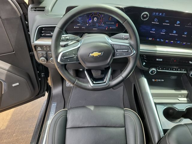 2026 Chevrolet Suburban Premier - Photo 19