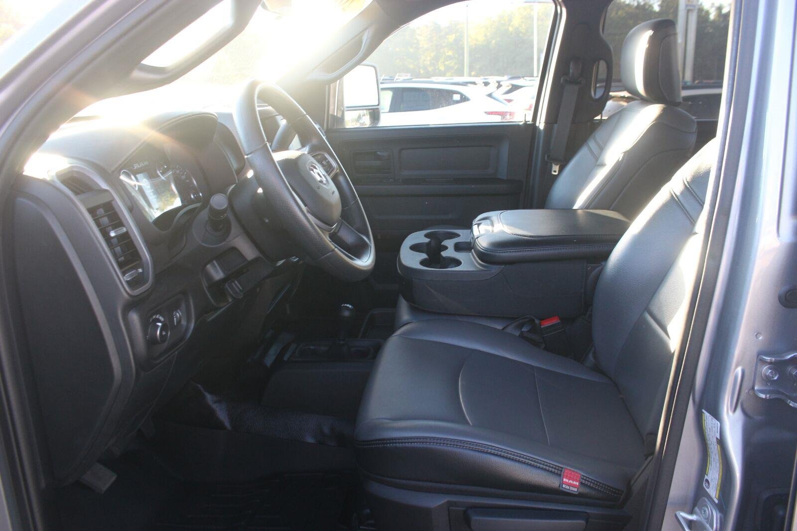 Used 2024 Silver Ram Tradesman image 15