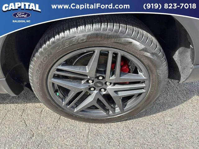 Used 2025 Gray Ford ST-Line image 13