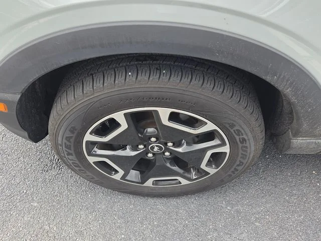 Used 2021 Green Ford Outer Banks image 18