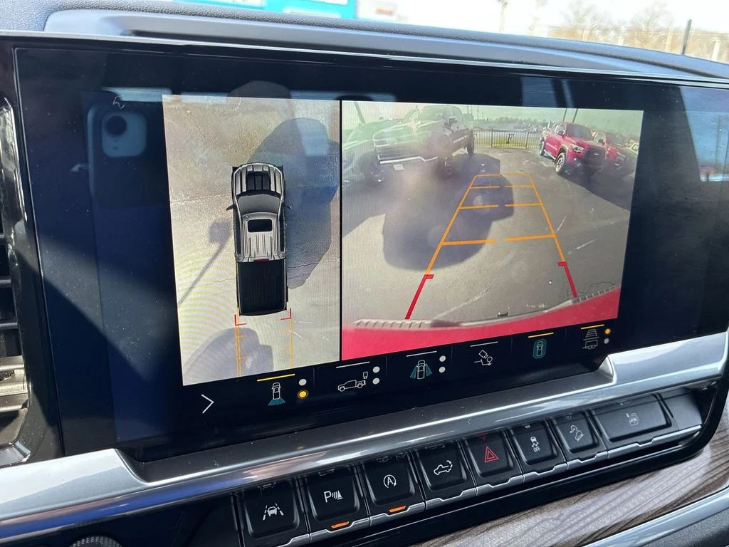 Used 2022 Red Chevrolet LT Trail Boss image 16