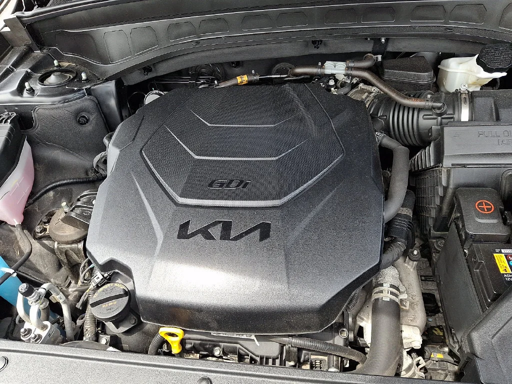 Used 2023 Ebony Black Kia EX image 30