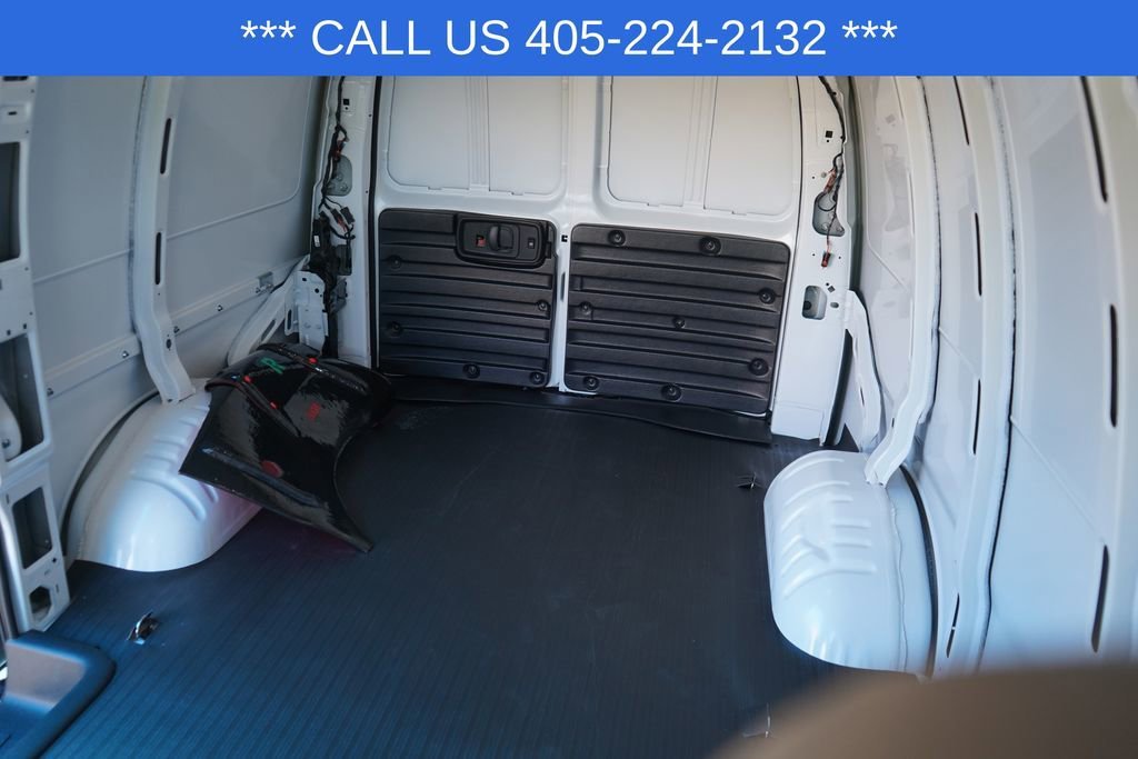 2026 Chevrolet Express Cargo Work Van - Photo 22