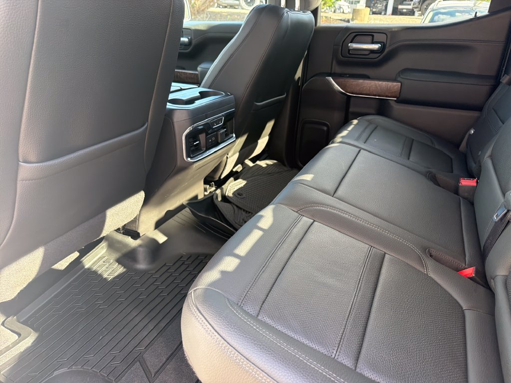 Used 2020 White GMC Denali image 35