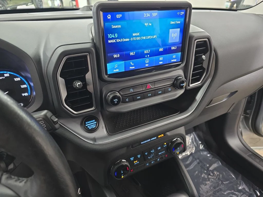 Used 2022 Silver Ford Outer Banks image 19