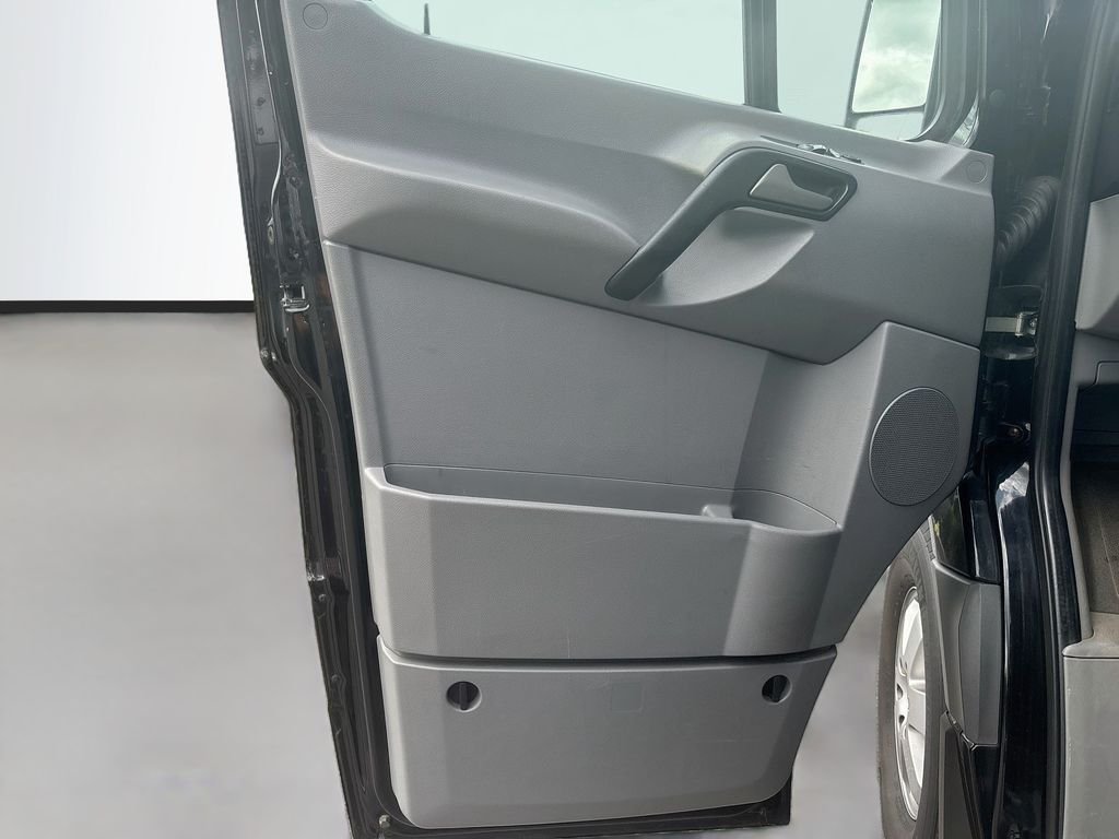 Used 2012  Mercedes-Benz Passenger 170 WB image 26