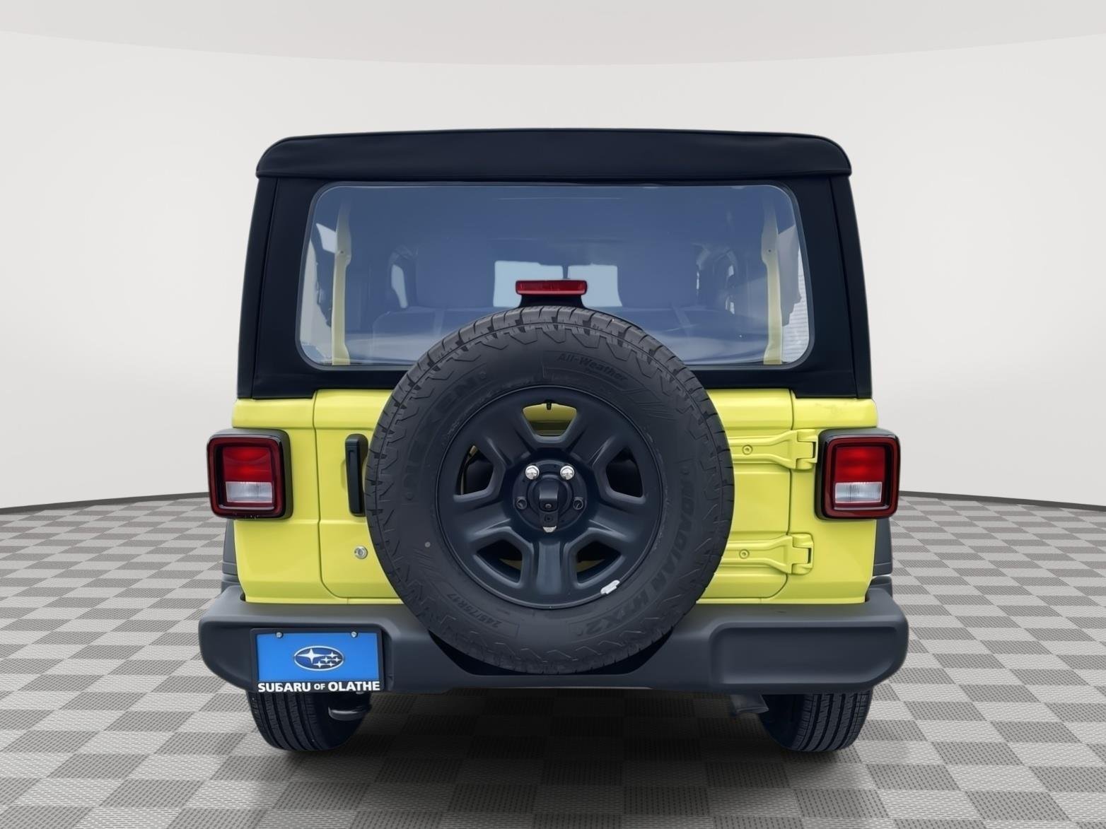 Used 2024 High Velocity Clearcoat Jeep Sport image 7