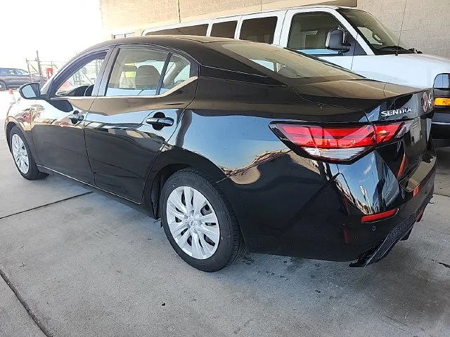 Used 2021 Black Nissan S image 3