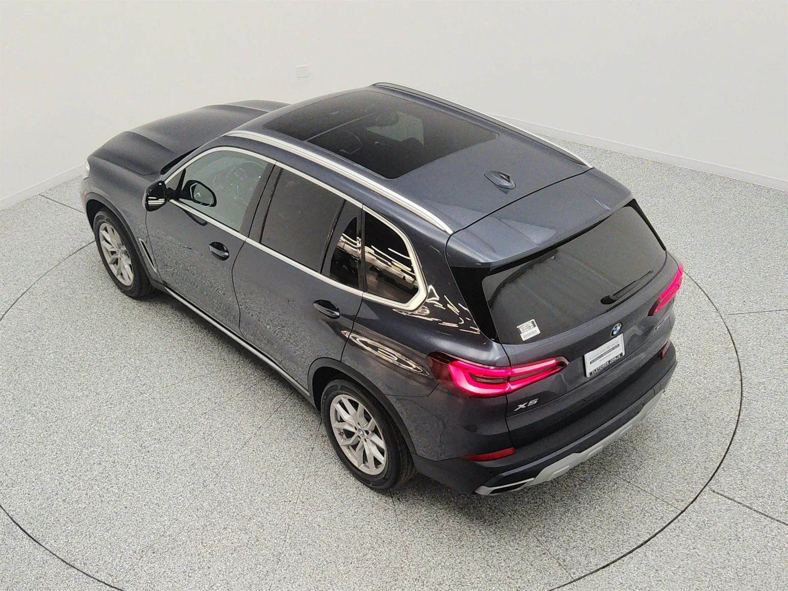 Used 2020 Arctic Gray Metallic BMW sDrive40i Sports Activity Vehicle image 28