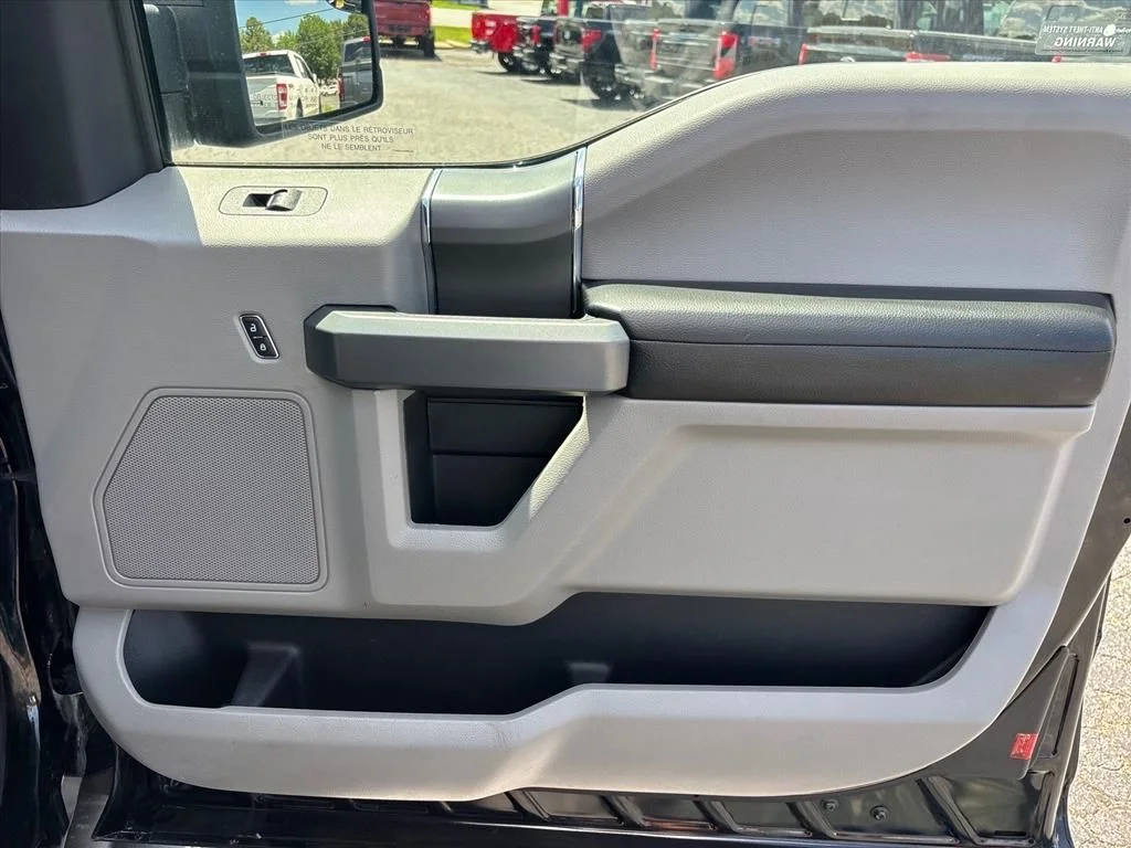 Used 2018 Black Ford XLT image 14