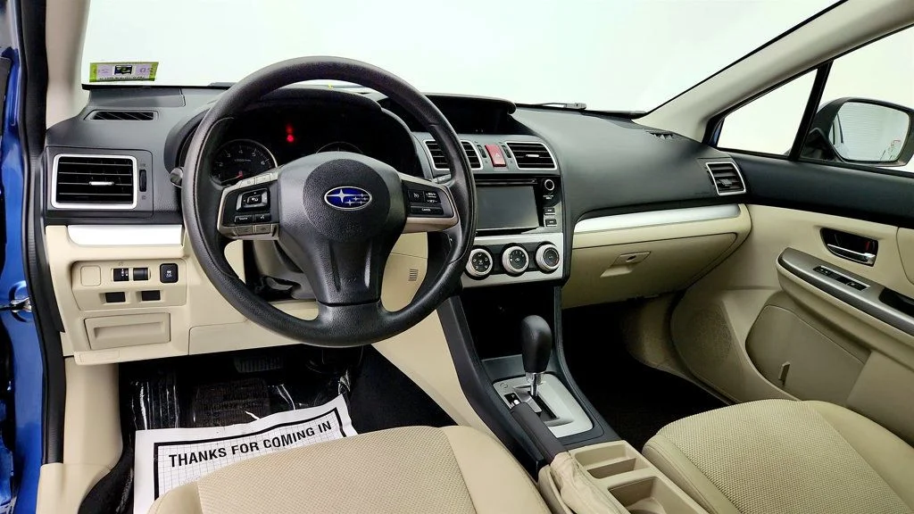 Used 2015 Quartz Blue Pearl Subaru 5dr CVT 2.0i Premium image 12