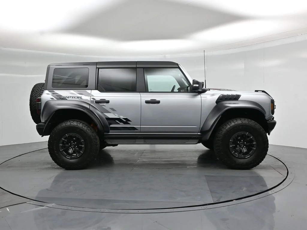 Used 2024 Silver Ford Raptor image 27