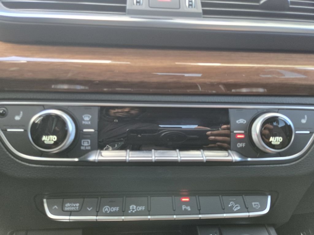 2022 Audi Q5 Premium Plus - Photo 16