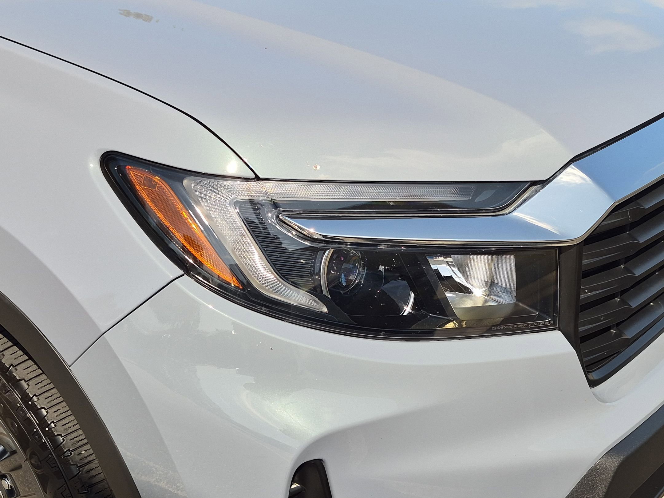Certified Used 2023 Sonic Gray Pearl Honda RTL image 10