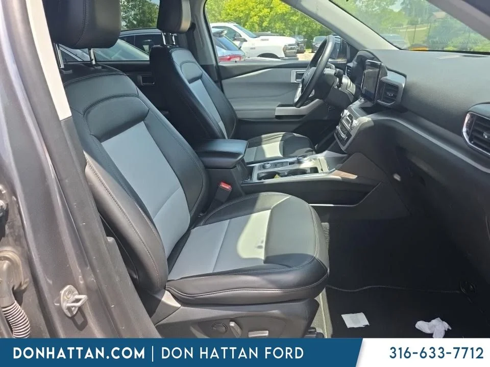 Used 2023 Carbonized Gray Metallic Ford XLT image 6