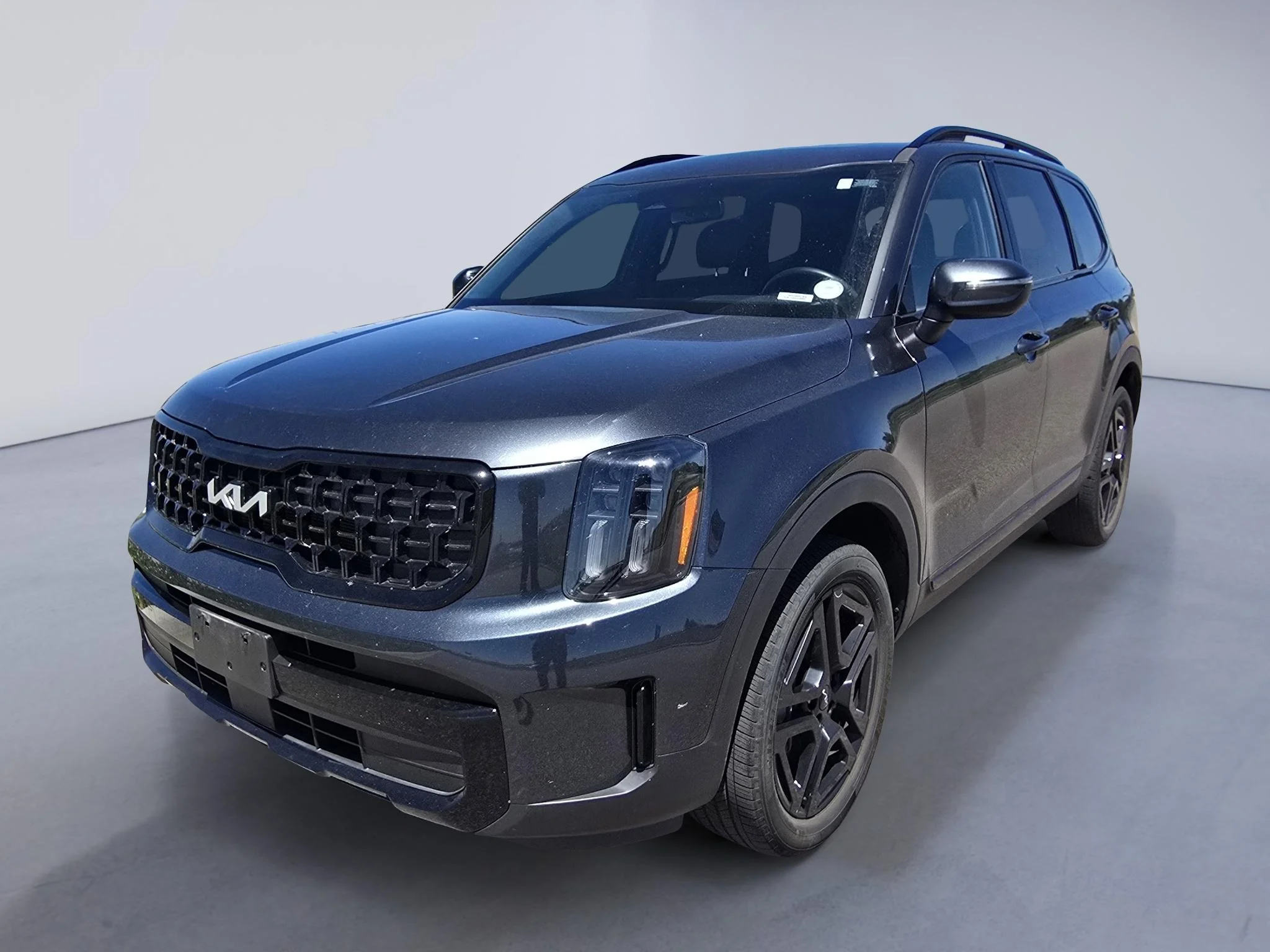 Used 2024 Gravity Gray Kia EX X-Line image 1