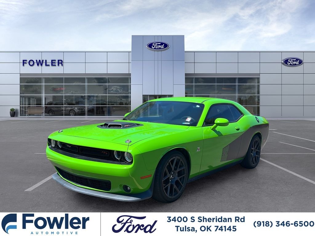 Used 2017 Green Dodge R/T image 1