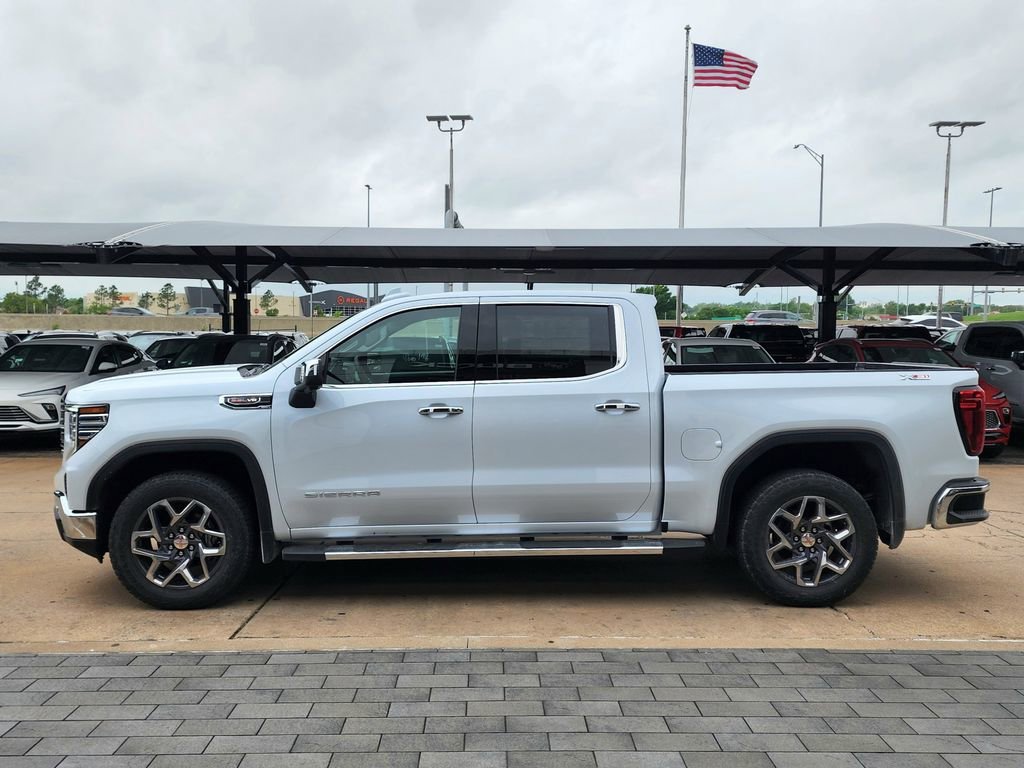 2026 GMC Sierra 1500 SLT - Photo 7
