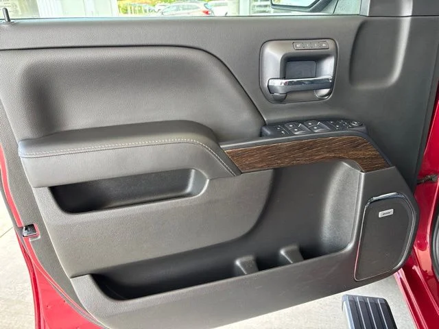 Used 2018 Red GMC Denali image 17
