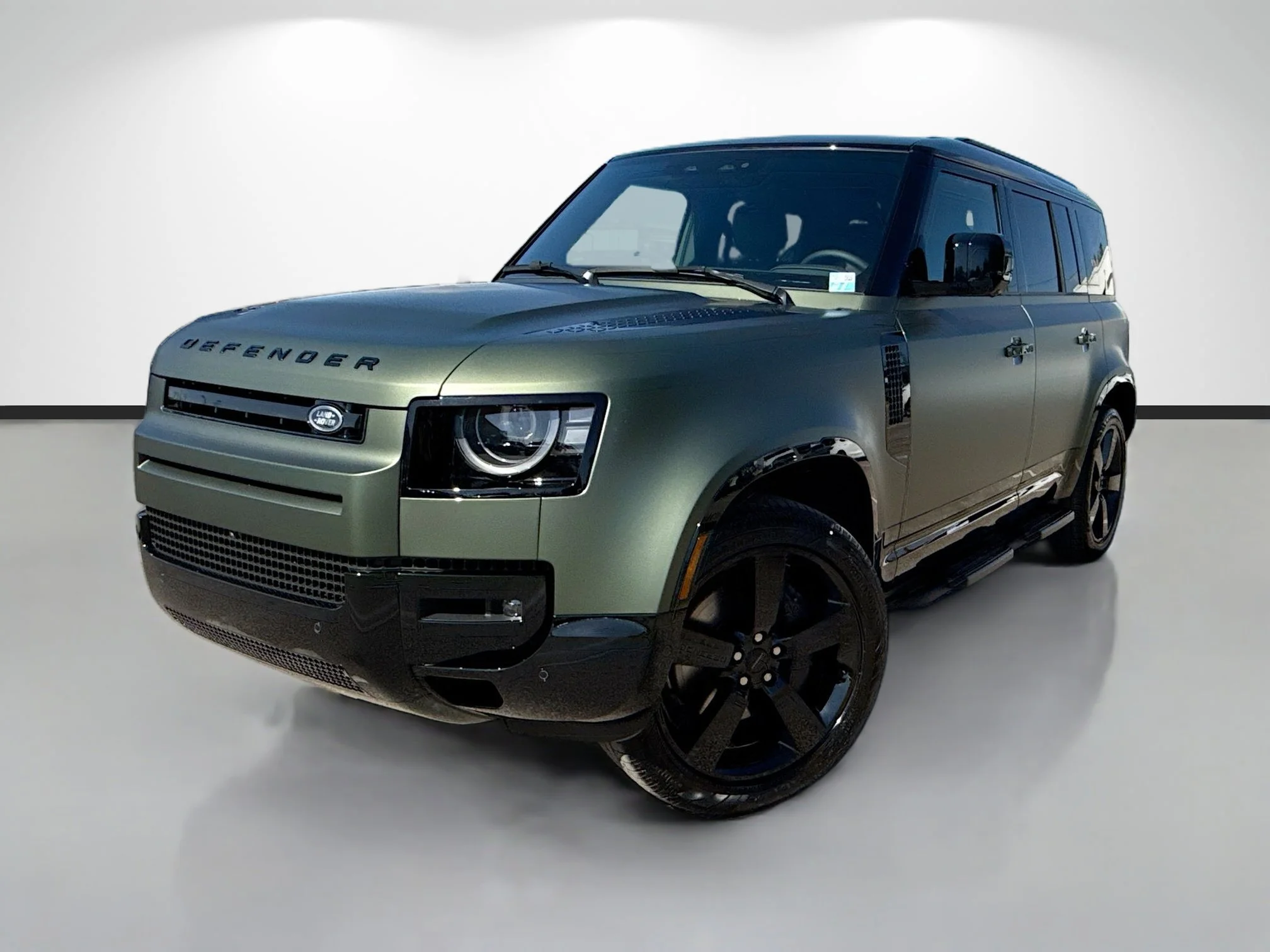 New 2026 Woolstone Green Metallic Land Rover X-Dynamic SE image 1