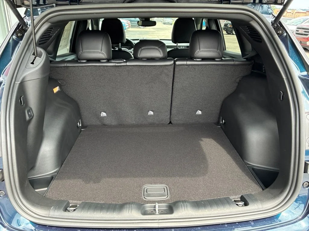 New 2026 Fathom Blue Pearl Coat Jeep Limited image 10