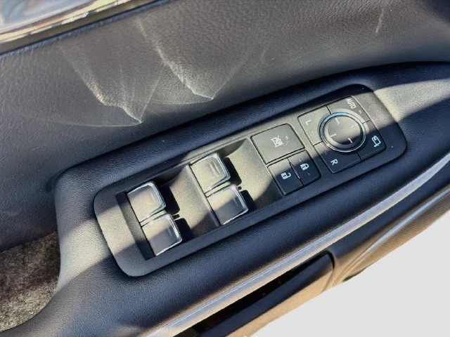 Used 2022 Black Lexus RX 350 image 23