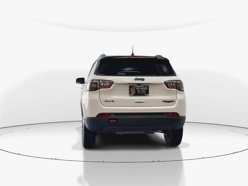 Used 2022 Bright White Clearcoat Jeep Trailhawk image 6