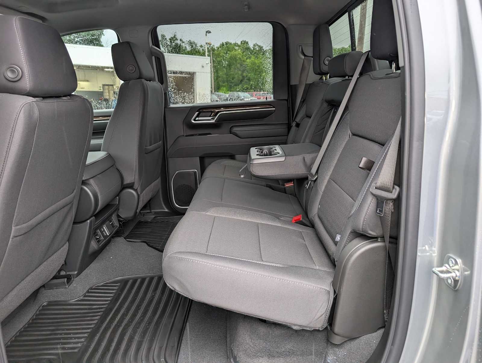 2026 GMC Sierra 3500HD SLE - Photo 20