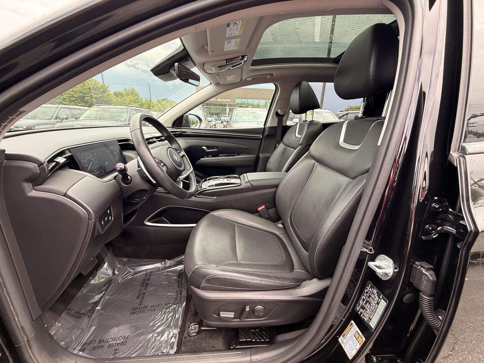 Used 2023 Phantom Black Hyundai Limited image 13