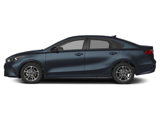 Used 2024 Gravity Gray Kia LXS image 3