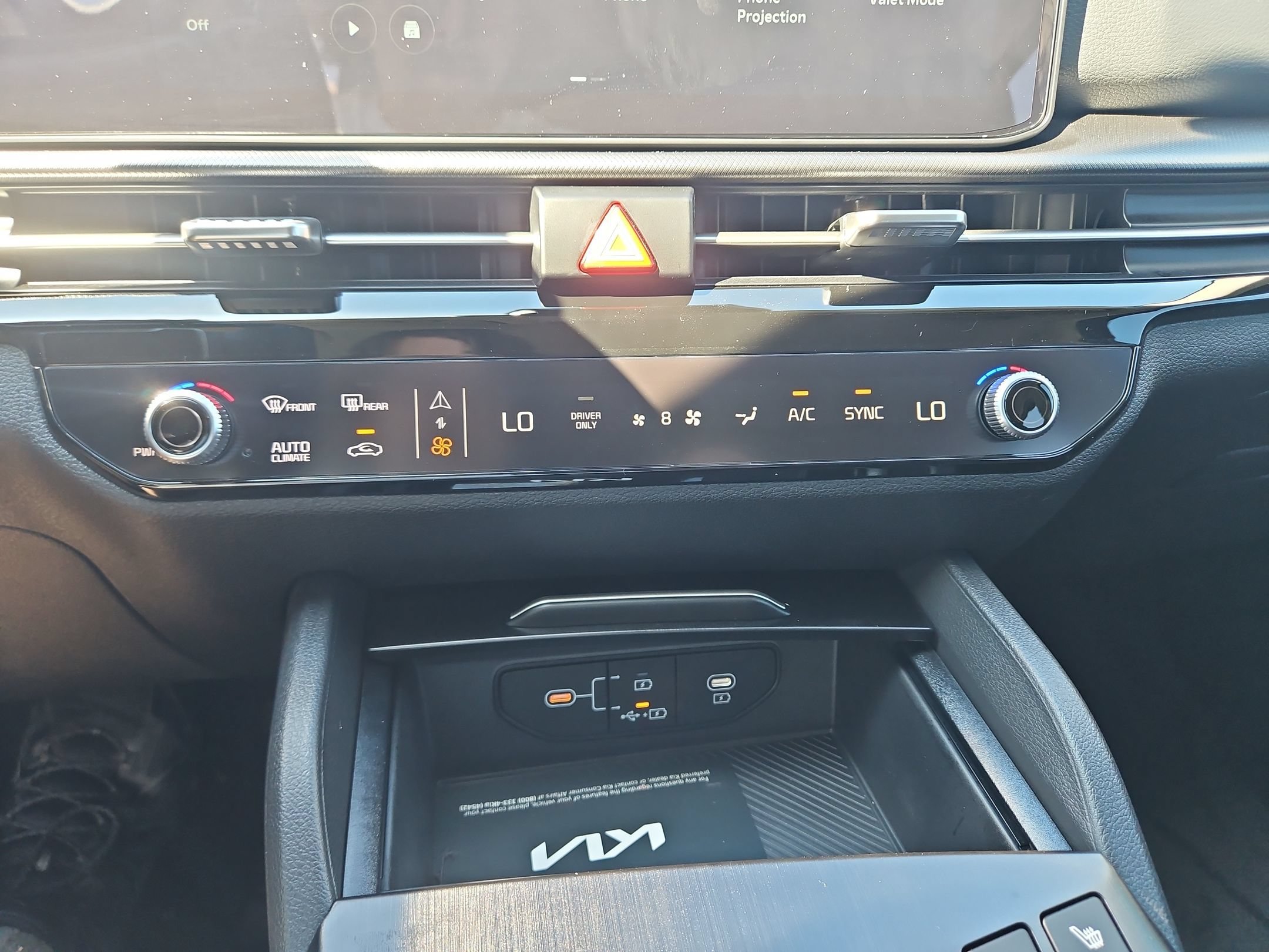 New 2027 Fusion Black Kia S image 25