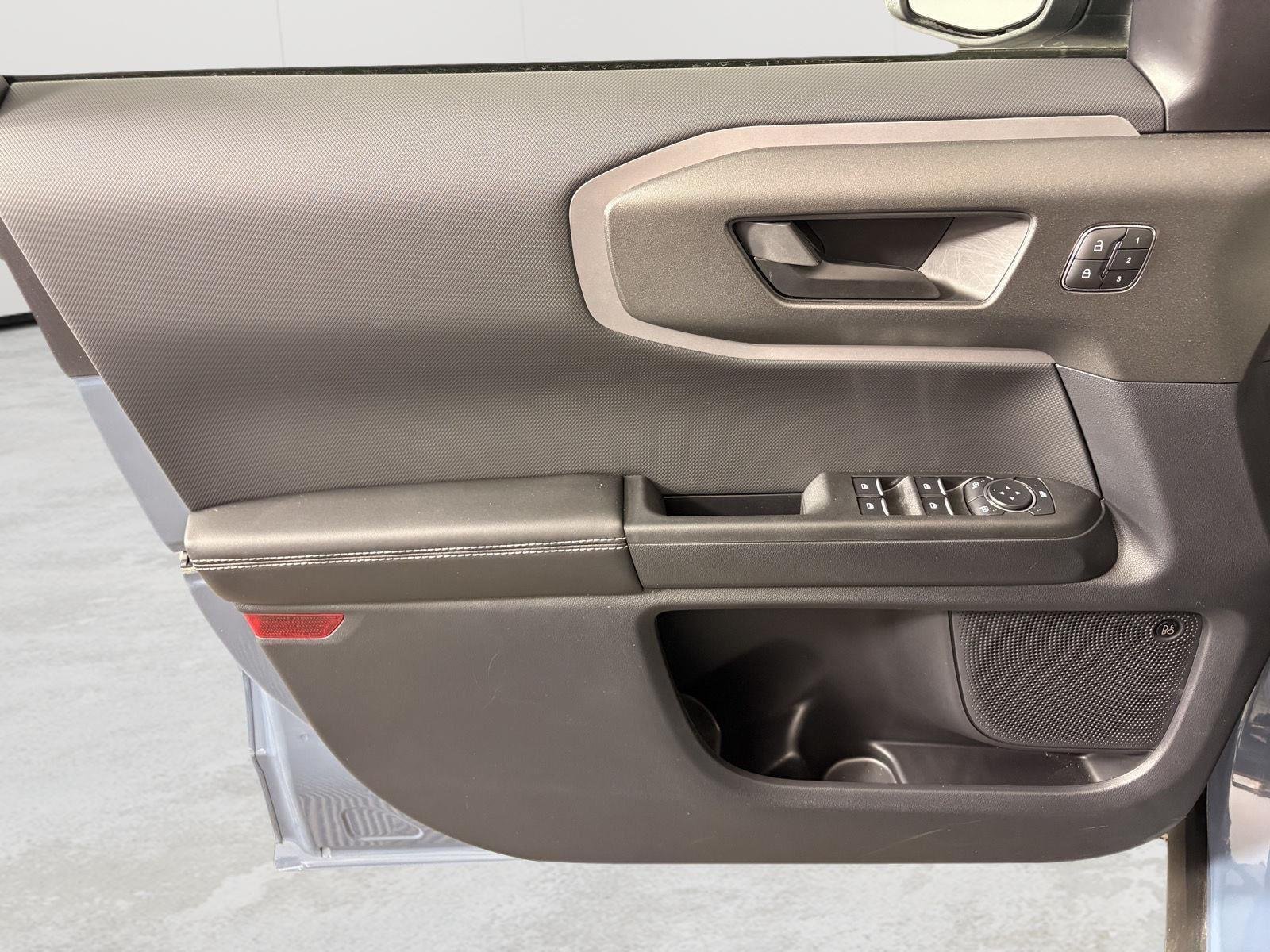 Used 2026 Azure Gray Metallic Ford Outer Banks image 15