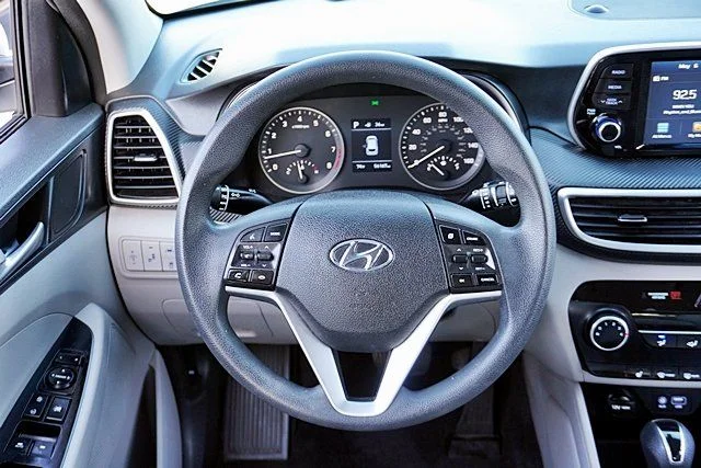 Used 2019 White Hyundai Value image 18