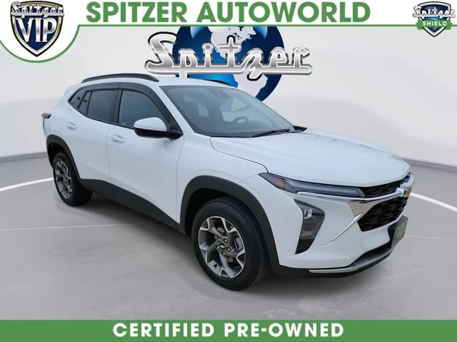 2025 Chevrolet Trax LT's photo