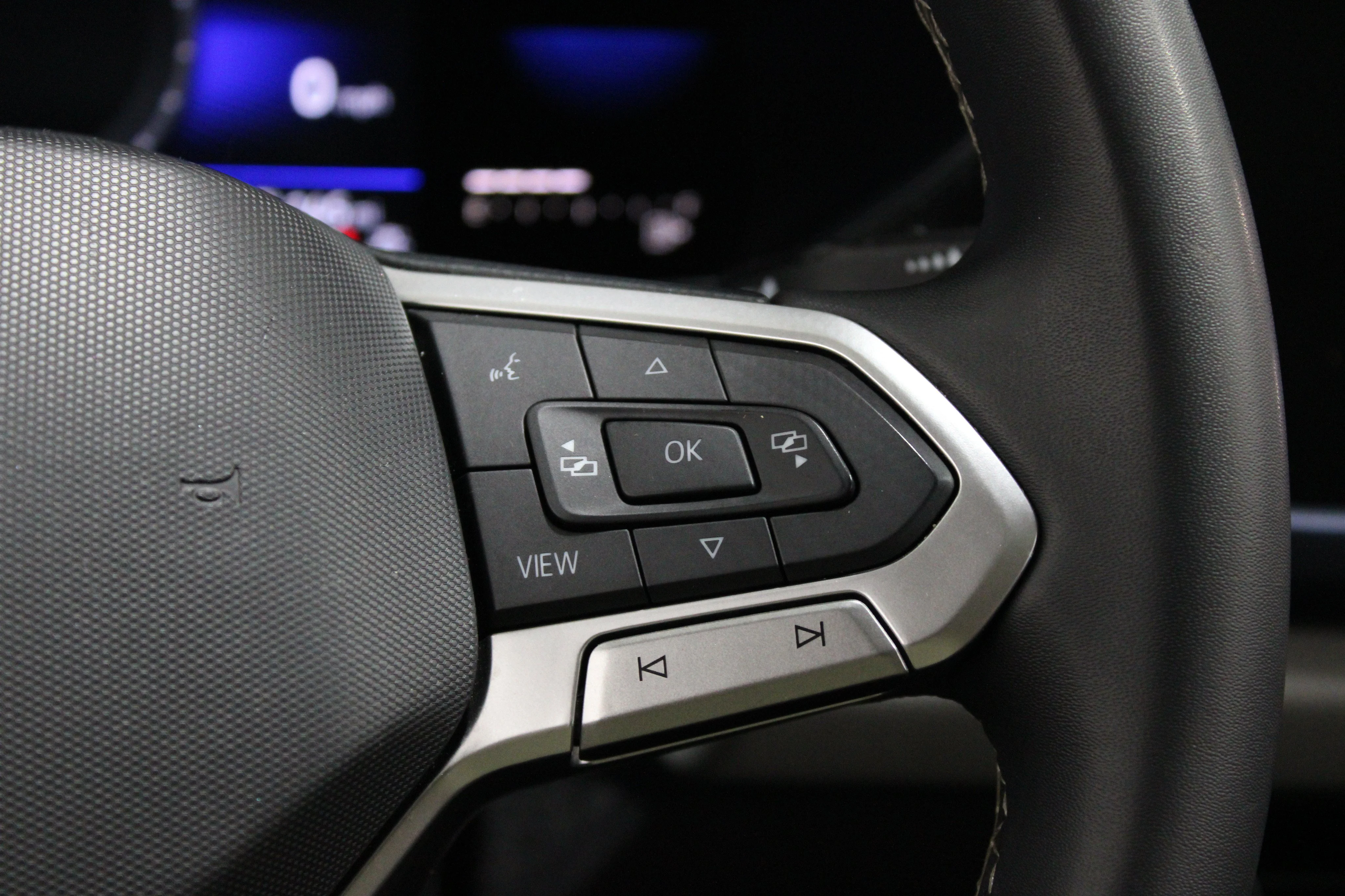 2022 Volkswagen Taos SE - Photo 10