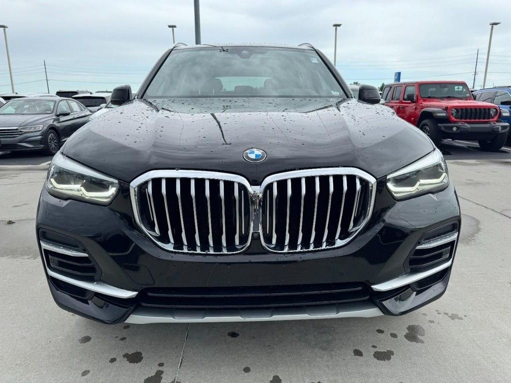 Used 2023 Black BMW xDrive40i image 9