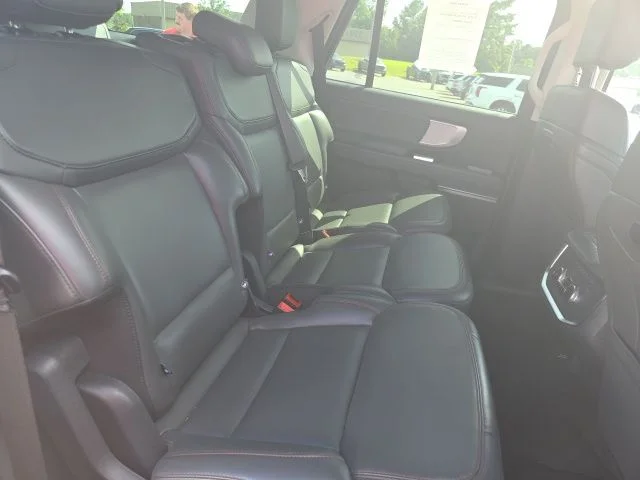 Used 2025 Gray Ford Active image 13