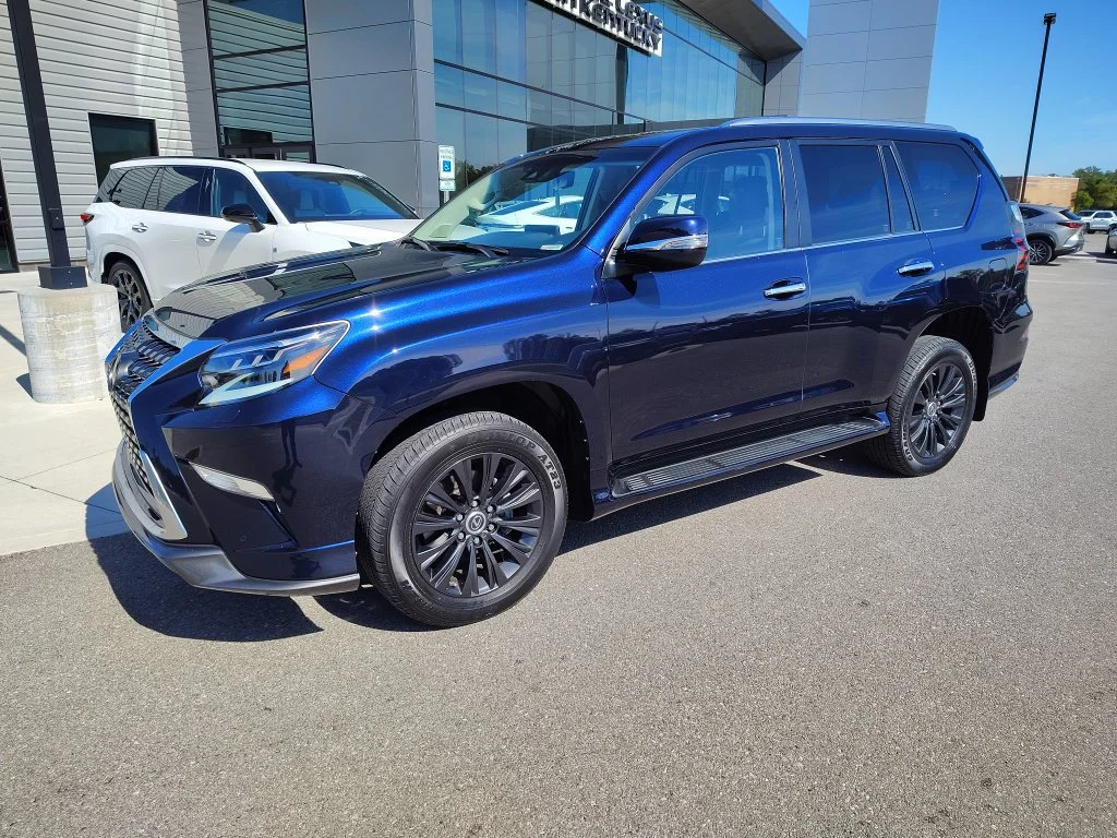 Used 2023 Nightfall Mica Lexus 460 Premium image 2