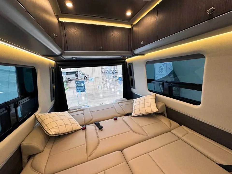 New 2025 Tenorite Gray Metallic AIRSTREAM  image 50