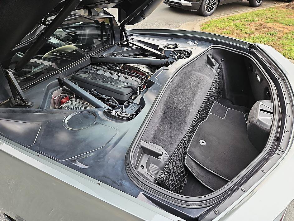 Used 2022 Hypersonic Gray Metallic Chevrolet 2LT image 25