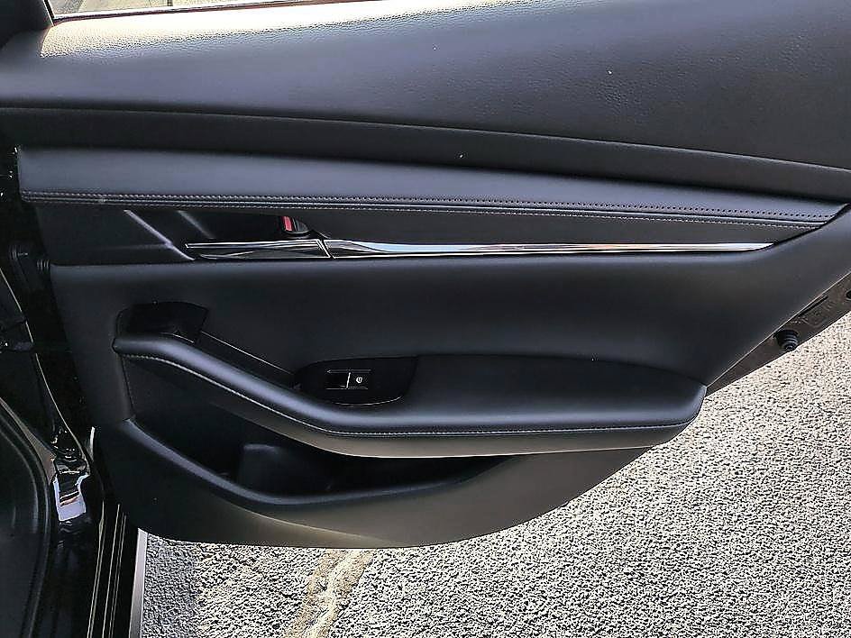 2026 Mazda Mazda3 Premium - Photo 31