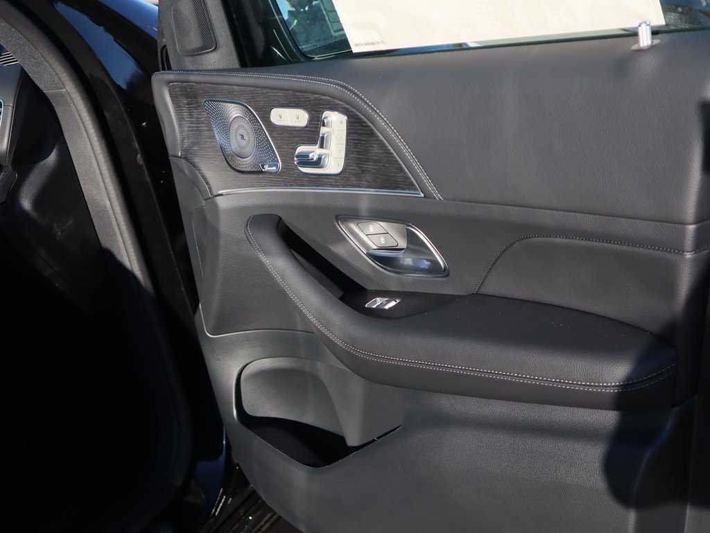 Used 2026 Obsidian Black Metallic Mercedes-Benz GLE 450 image 16