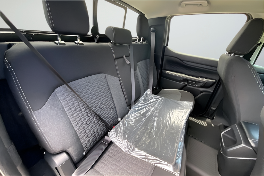 New 2026 Avalanche Ford XLT image 19