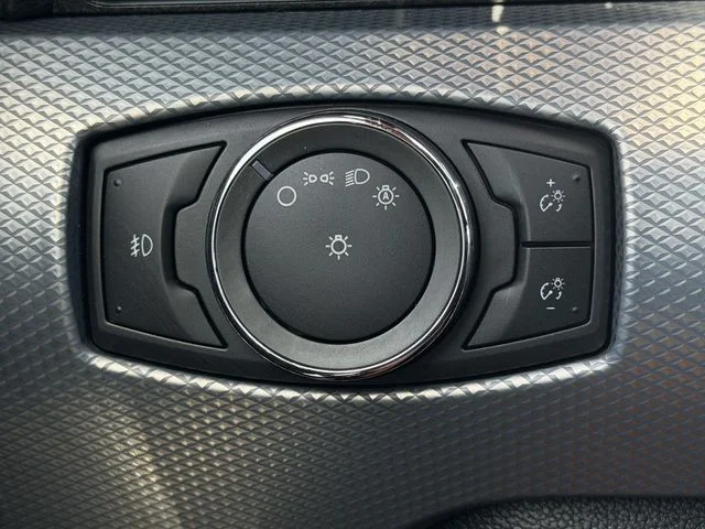 Used 2016 Magnetic Ford GT Premium image 26
